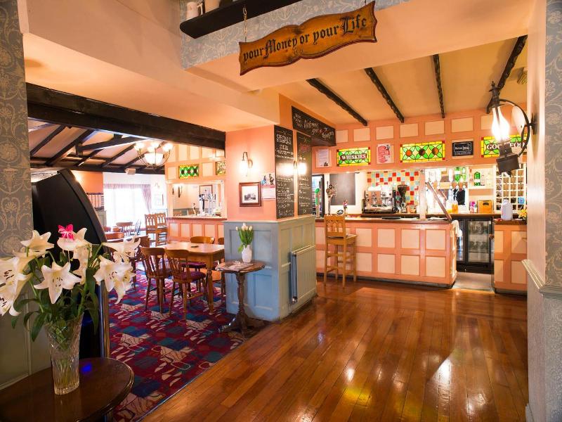 Relaxinnz The Highwayman Inn image