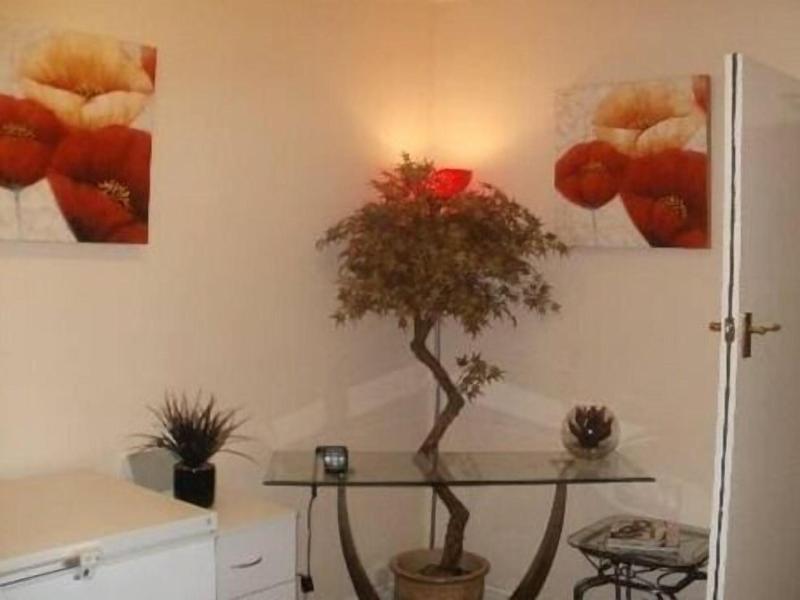 London Heathrow Guesthouse image