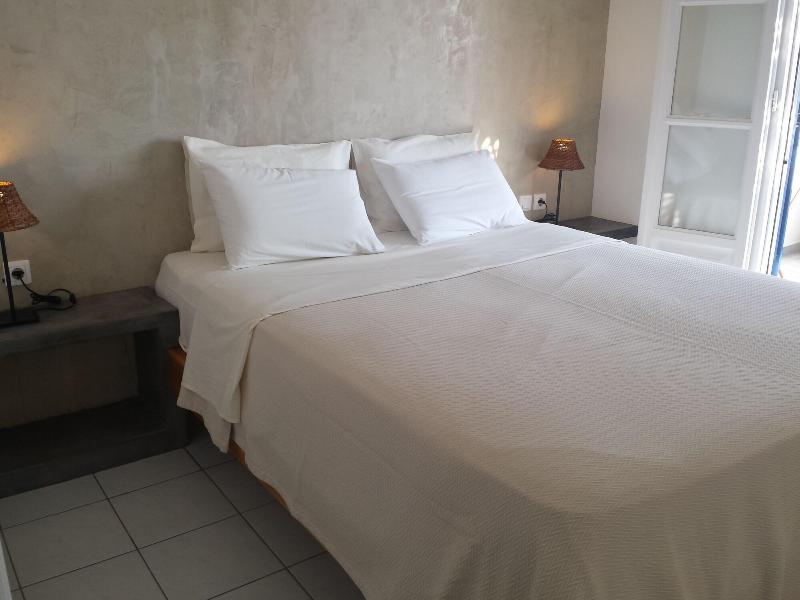 Diosmarini Studios & Apartments image