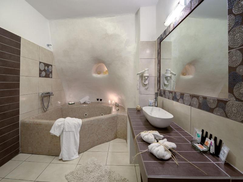 Dream Island Hotel image