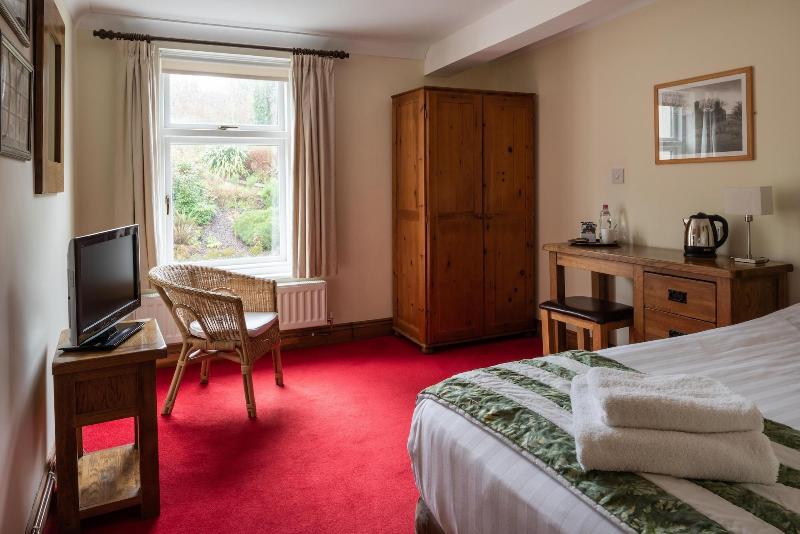 Y Talbot Tregaron image
