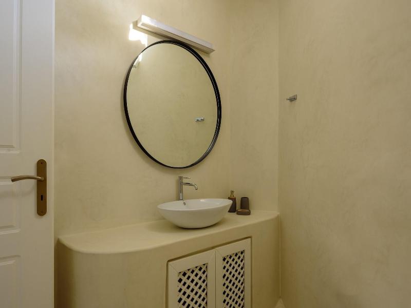 Kamares Apartments image