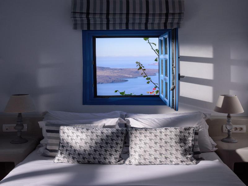 Kamares Apartments image