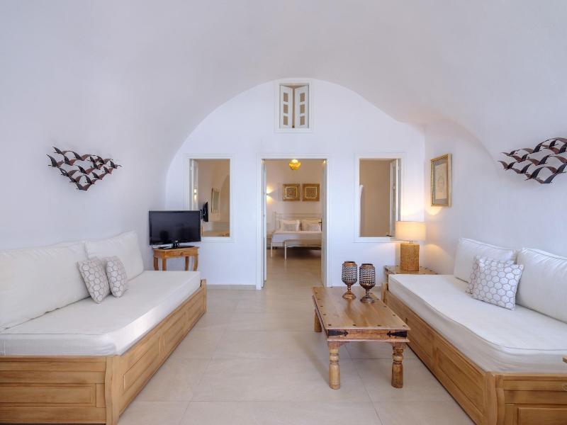 Kamares Apartments image