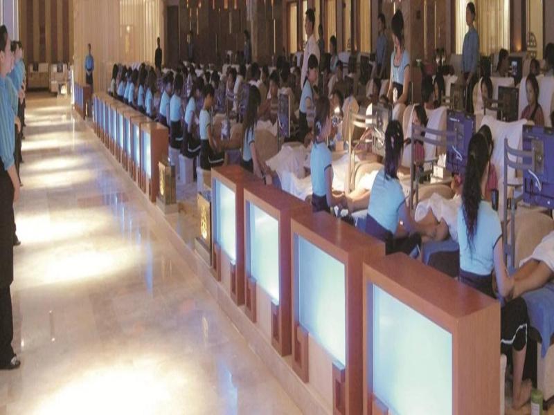 Dongguan Silver Holiday Hotel image