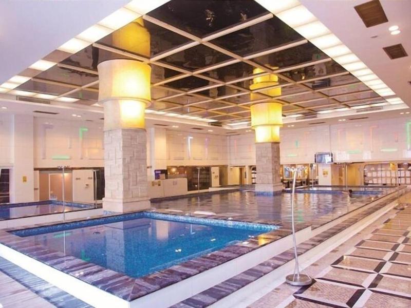 Dongguan Silver Holiday Hotel image