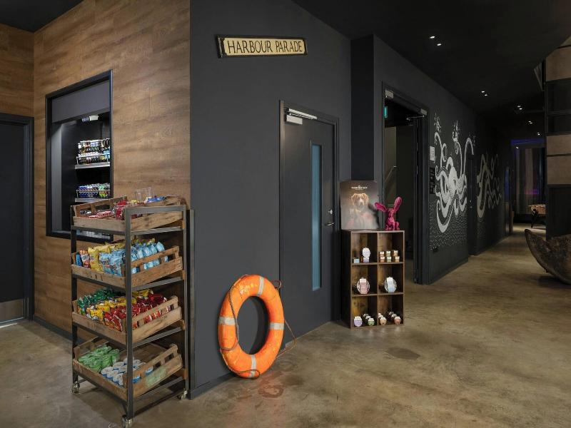 Moxy Southampton image