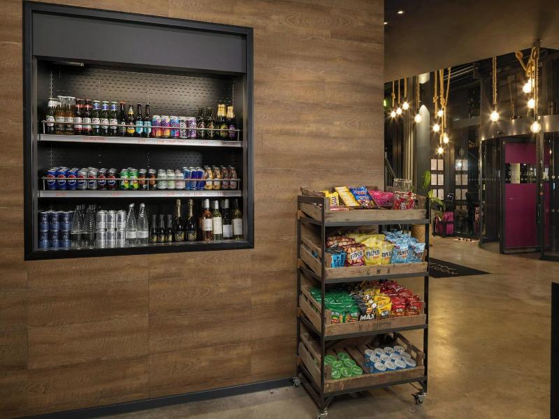 Moxy Southampton image