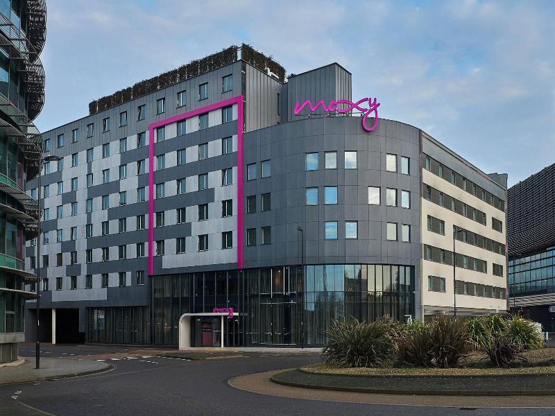 Moxy Southampton image