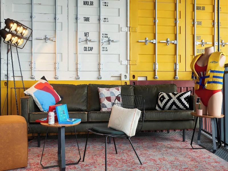 Moxy Southampton image