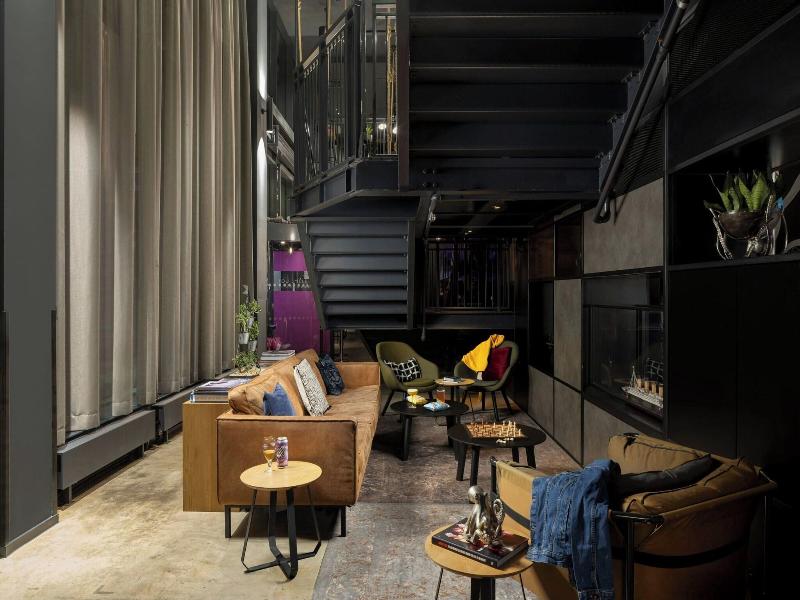 Moxy Southampton image