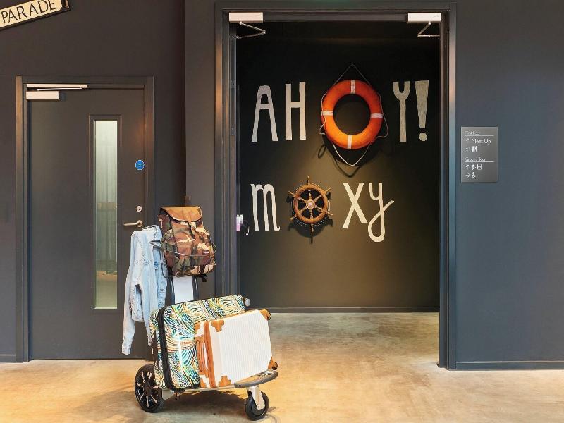 Moxy Southampton image