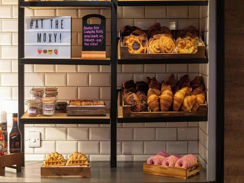 Moxy Southampton image