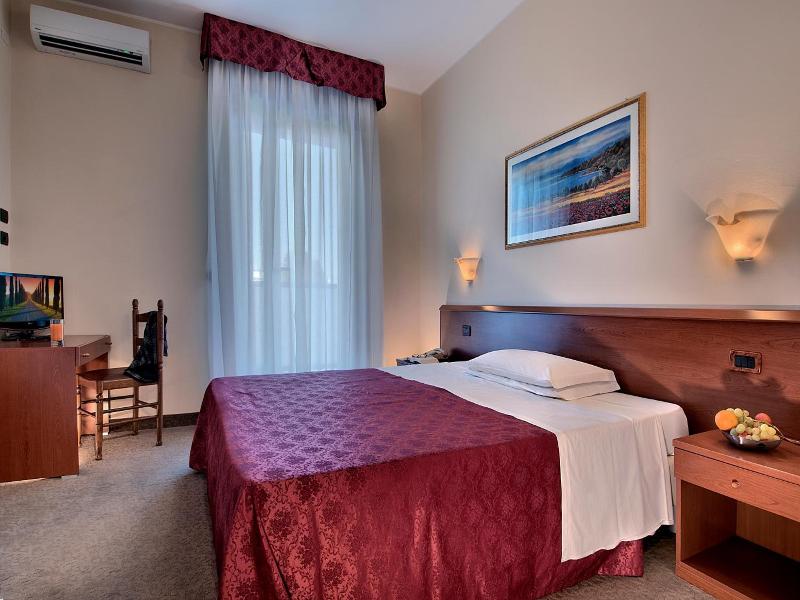 Hotel Terme Belsoggiorno image