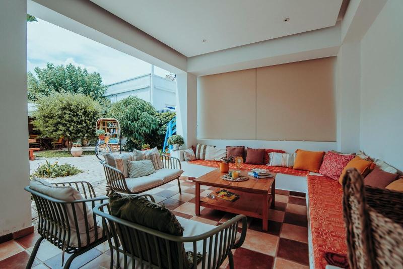 Saronis Hotel image