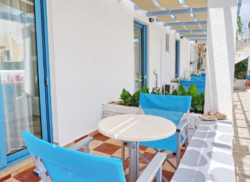 Saronis Hotel image