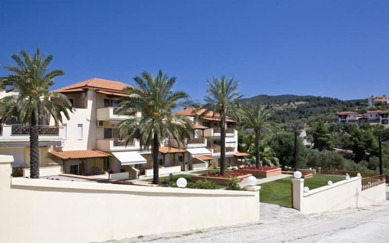Kelyfos Hotel Bungalows And Suites