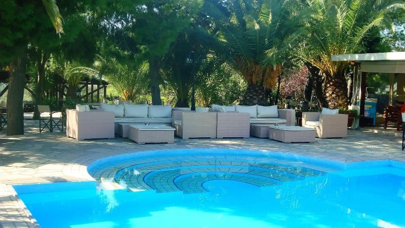 Kelyfos Hotel Bungalows And Suites