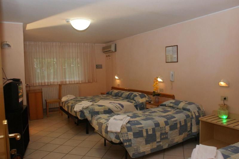 Hotel Letizia image