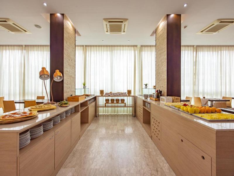 Hotel Tabor image