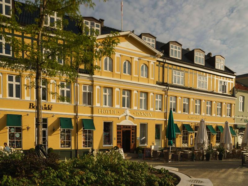 Hotel Dania image