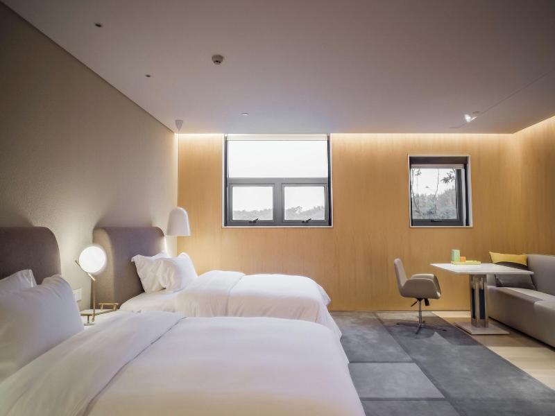 Sifang Hotel Nanjing image