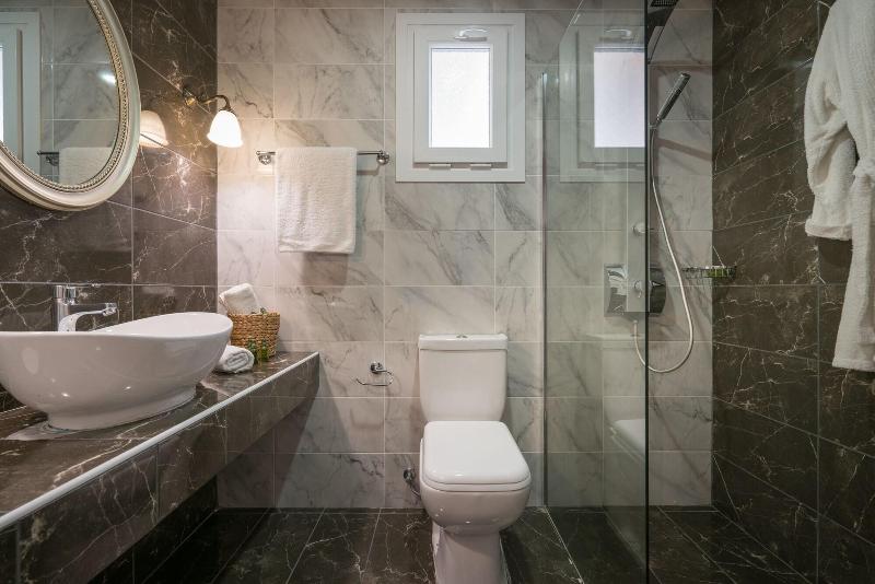 Aeolos Boutique Resort And Suites image