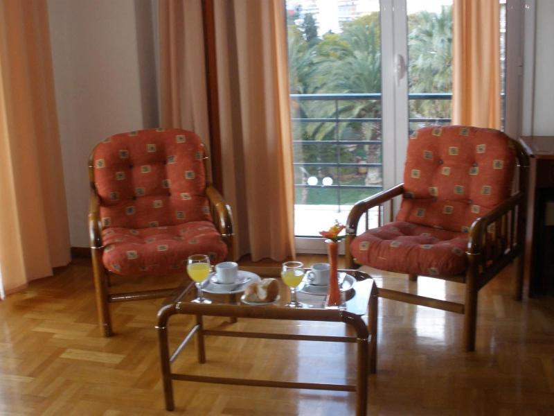 Akti image