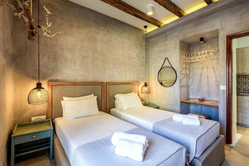 Ilias Apartments image