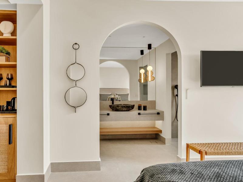 Ammos Boutique Apartments & Suites image
