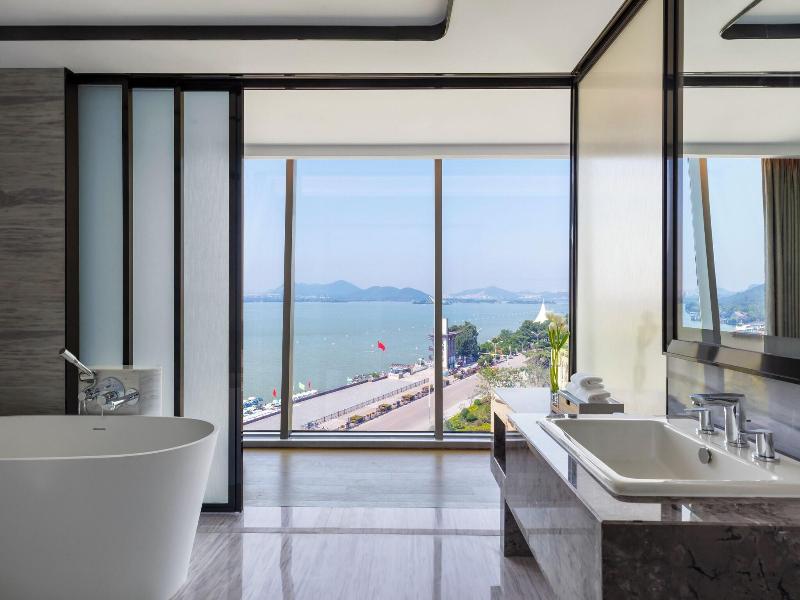 Xuzhou Marriott Hotel Lakeview