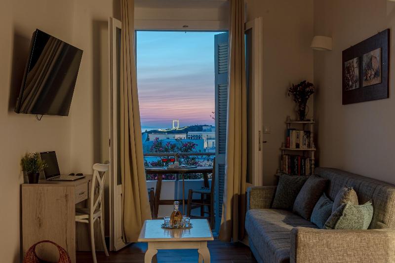 Venetian Suites image