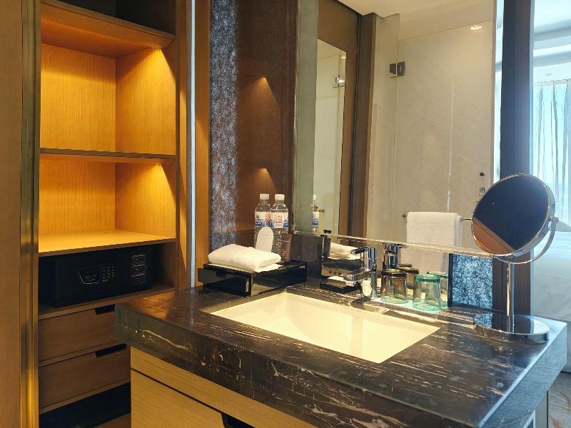 Sheraton Qingdao West image
