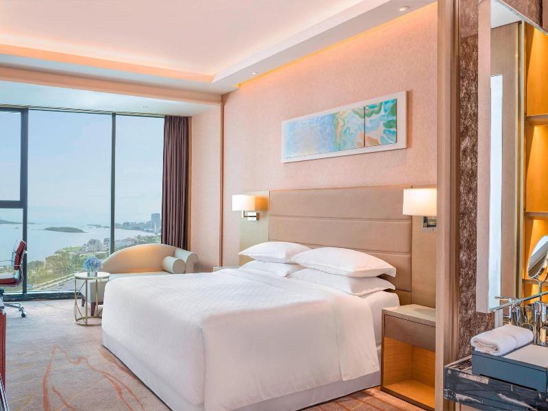 Sheraton Qingdao West image