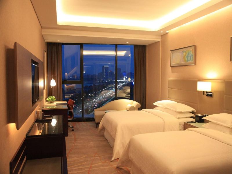 Sheraton Qingdao West image
