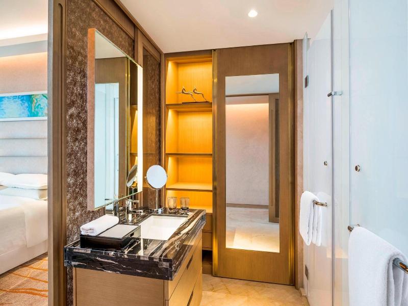 Sheraton Qingdao West image