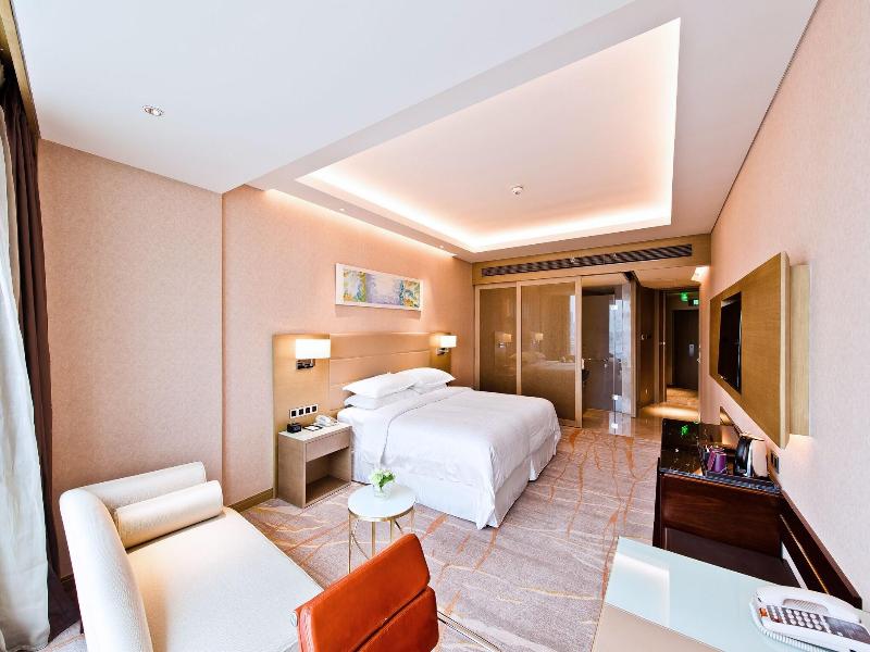 Sheraton Qingdao West image