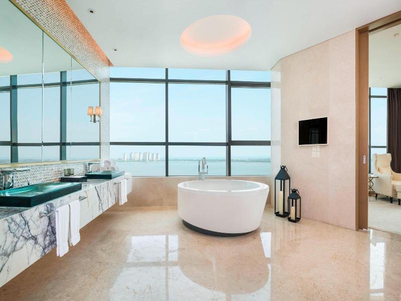 Sheraton Qingdao West image