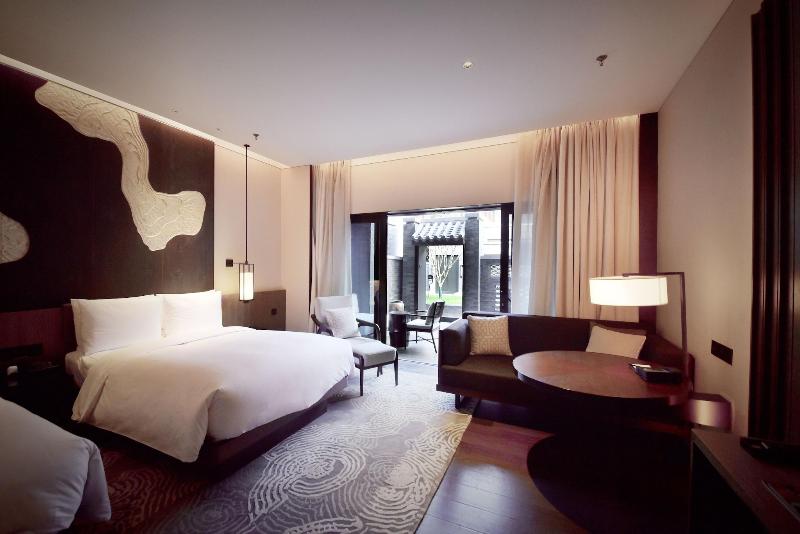 Jw Marriott Hotel Qufu image