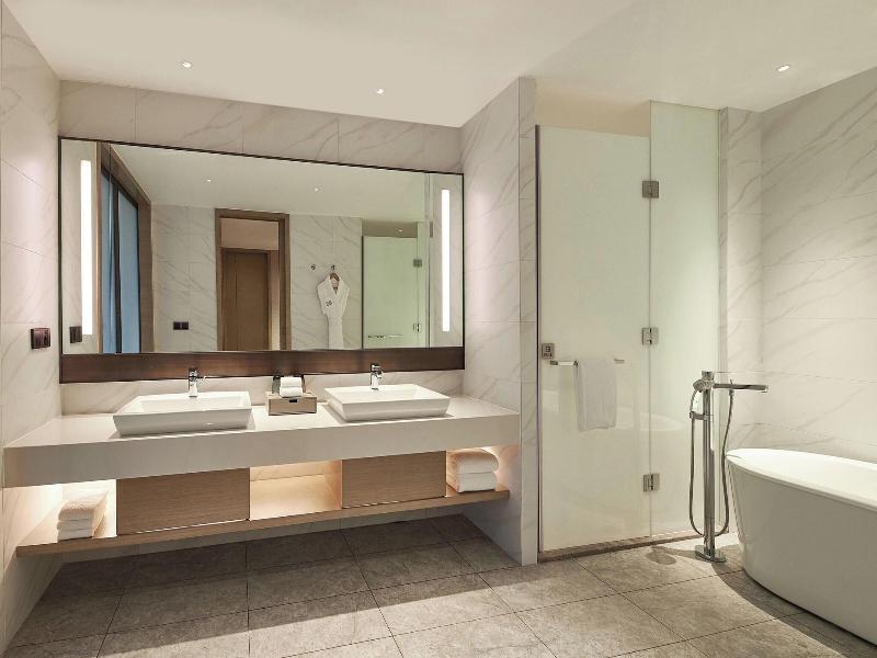 Four Points By Sheraton Jiaxing image