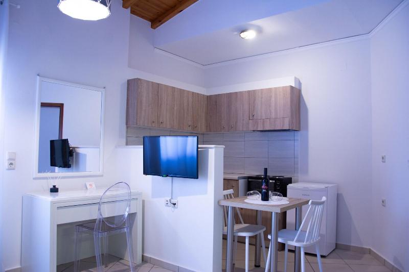 Horizon Apartments Platanias image