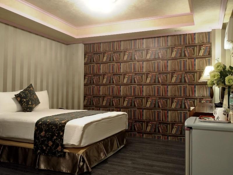 Guan Lun Hotel image