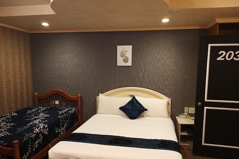 Guan Lun Hotel image