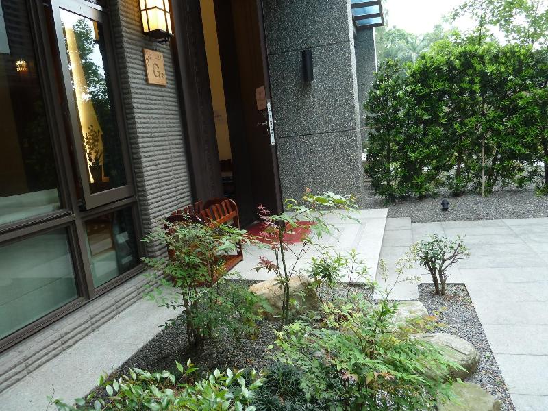 Peace Area Hot Spring Hotel image