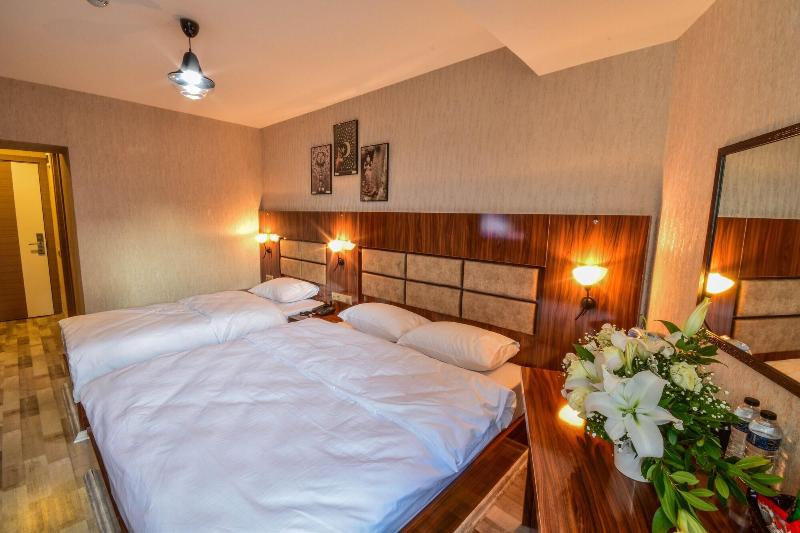 Marina Hotel image