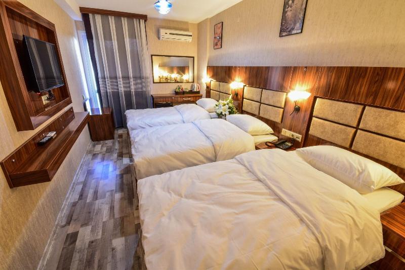 Marina Hotel image