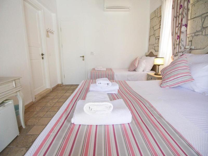 Alanarin Konak Alacati image