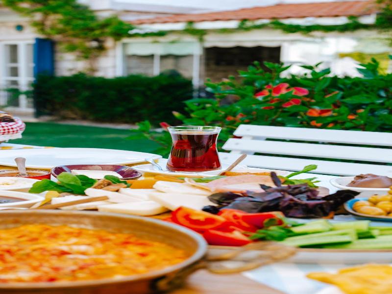 Alanarin Konak Alacati image