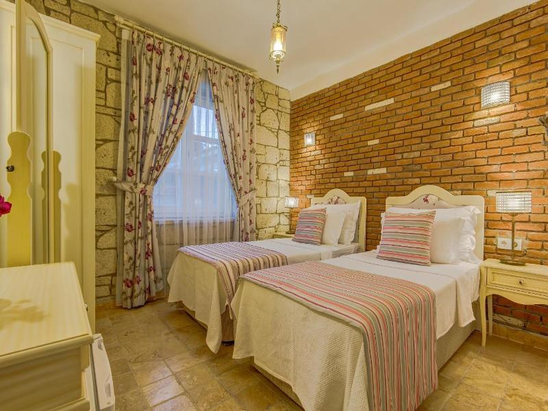 Alanarin Konak Alacati image