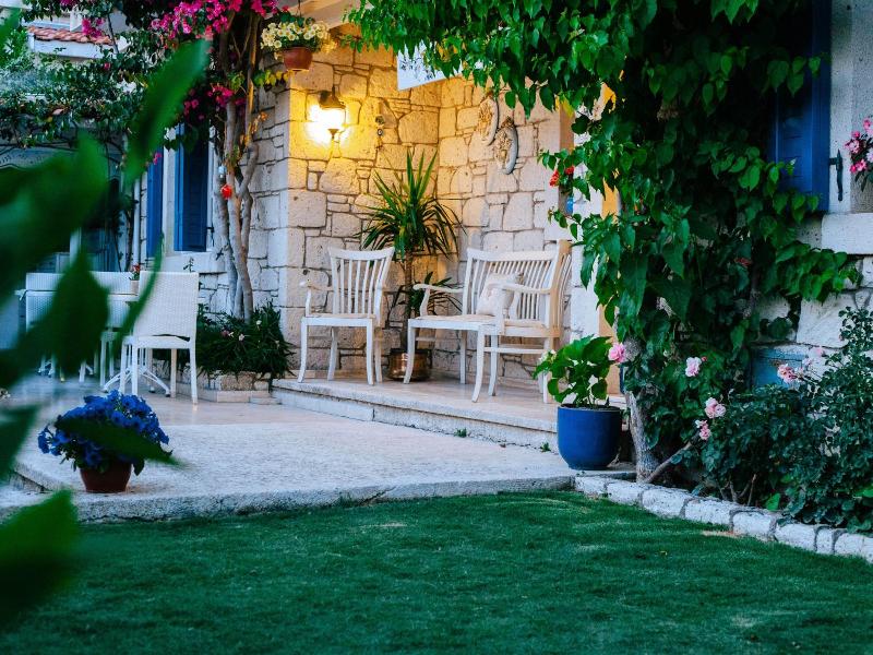 Alanarin Konak Alacati image